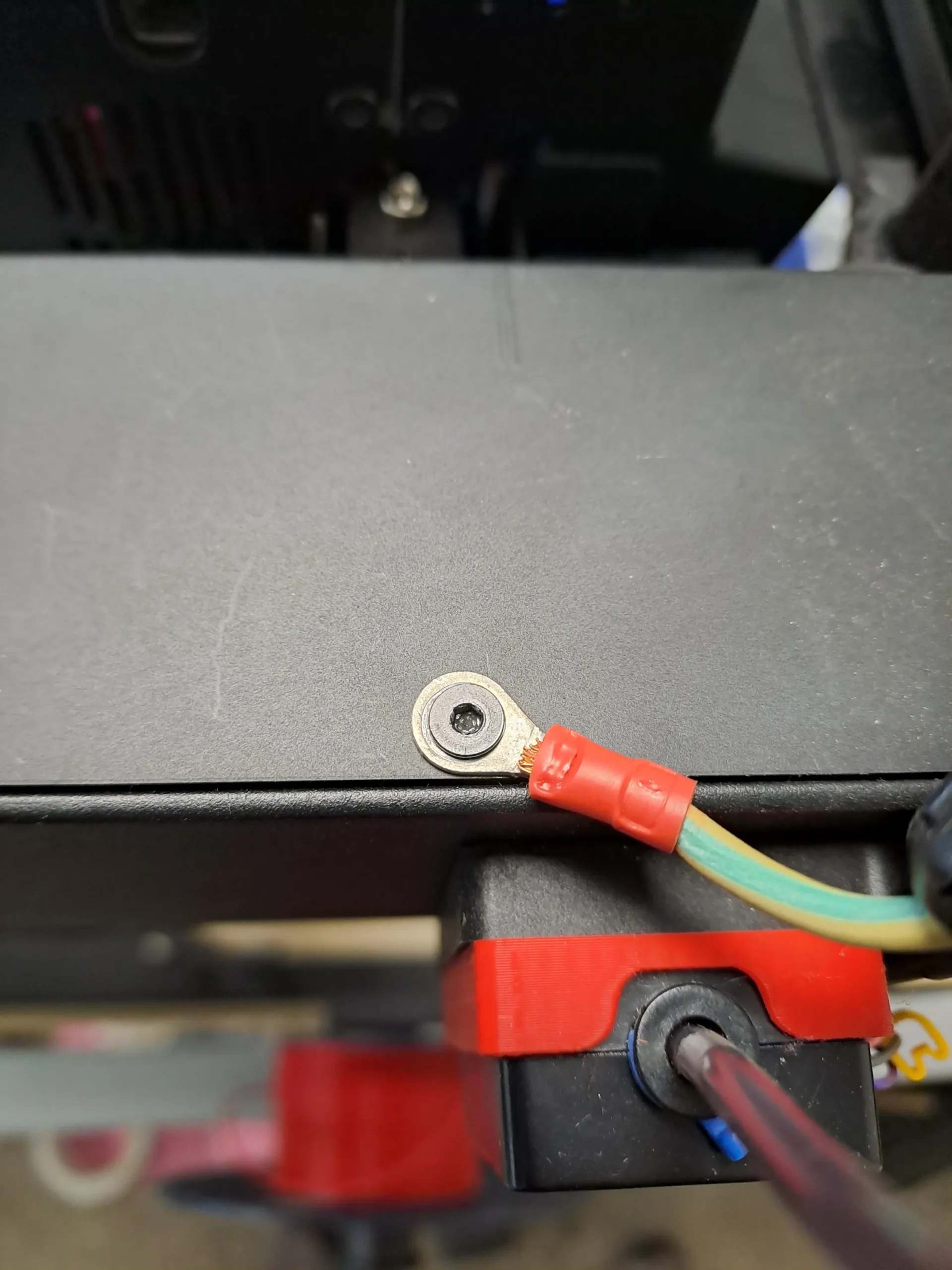 Frame PE connection